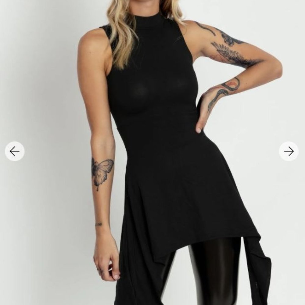 Blackmilk the Romancer Top - M